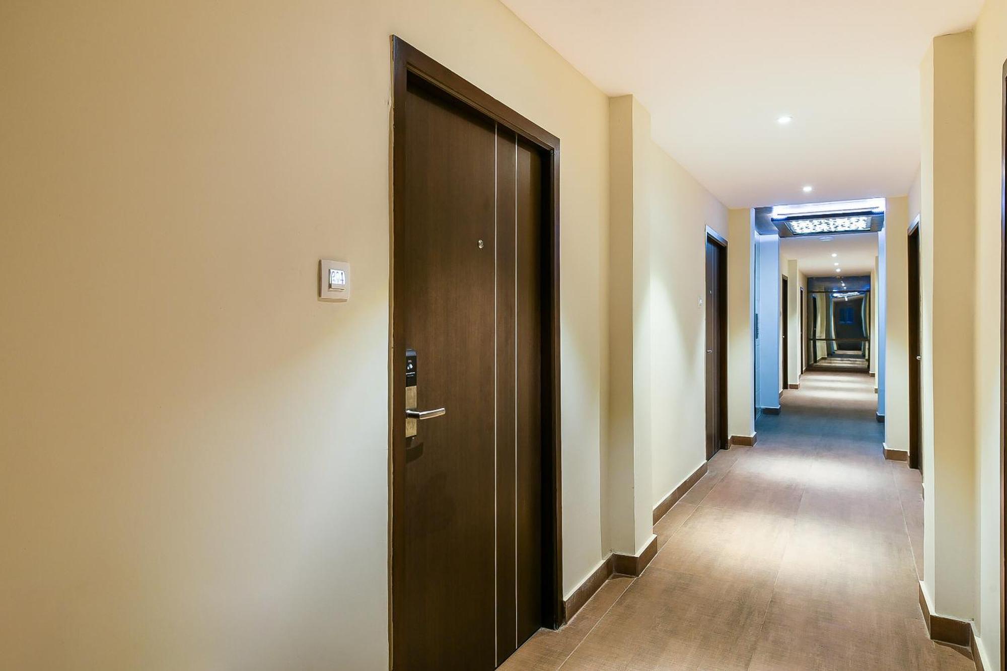 แคปิตัล โอ 22922 โฮเต็ล สิทธารถะ แกรนด์ Hotel วิเจยาวารา ภายนอก รูปภาพ